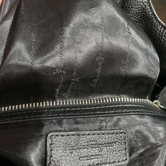 Designer inspired  Salvatorrre Ferragamo hobo bag - Picture 14 of 14